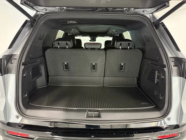 2026 Chevrolet Traverse - Image 8 of 21