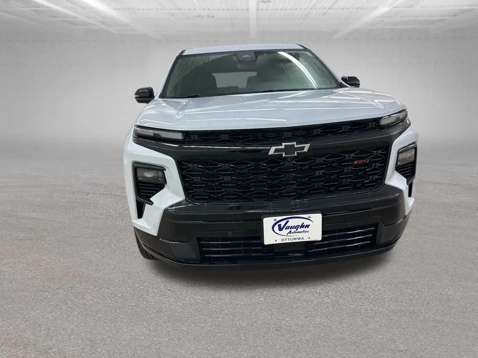 2026 Chevrolet Traverse - Image 3 of 12