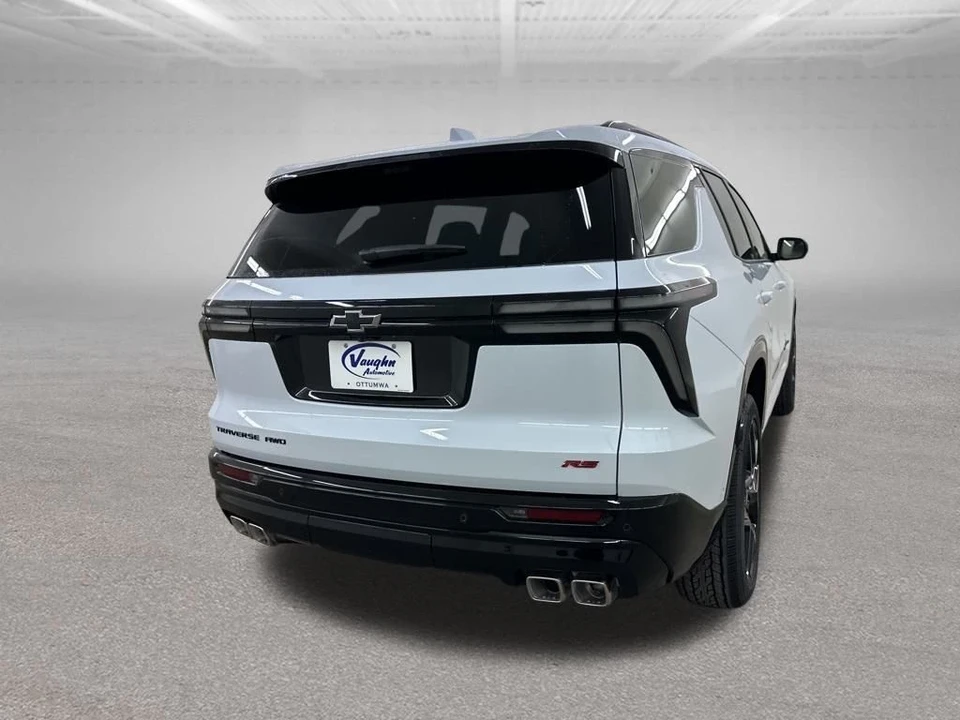 2026 Chevrolet Traverse - Image 10 of 12