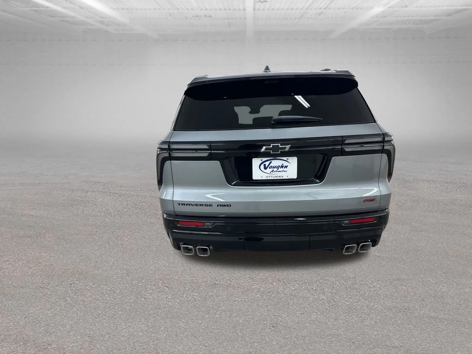 2026 Chevrolet Traverse - Image 9 of 12