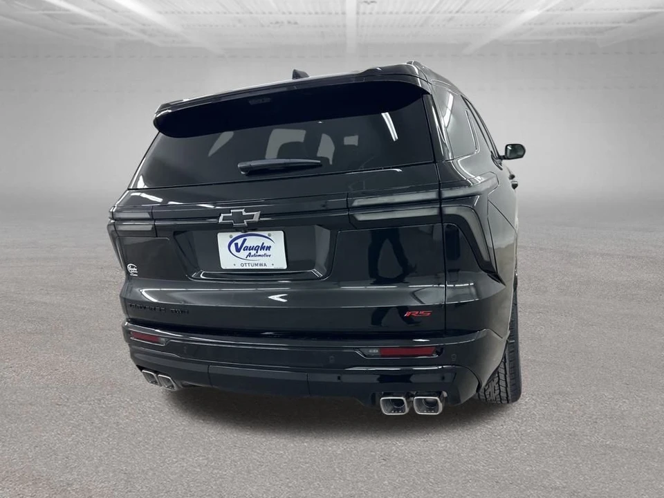 2026 Chevrolet Traverse - Image 10 of 12