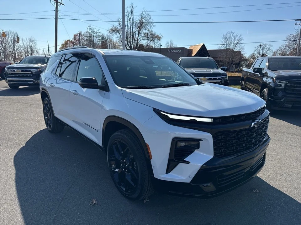 2026 Chevrolet Traverse - Image 7 of 12