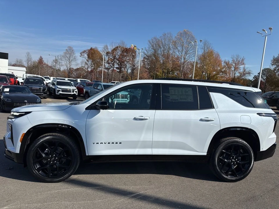2026 Chevrolet Traverse - Image 2 of 12