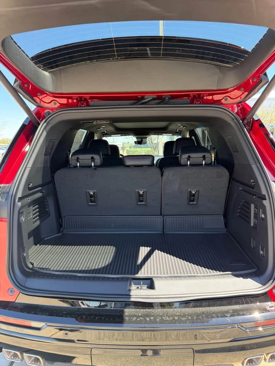 2026 Chevrolet Traverse - Image 14 of 15