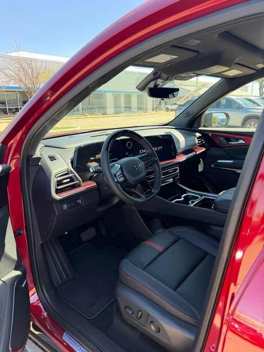 2026 Chevrolet Traverse - Image 5 of 15