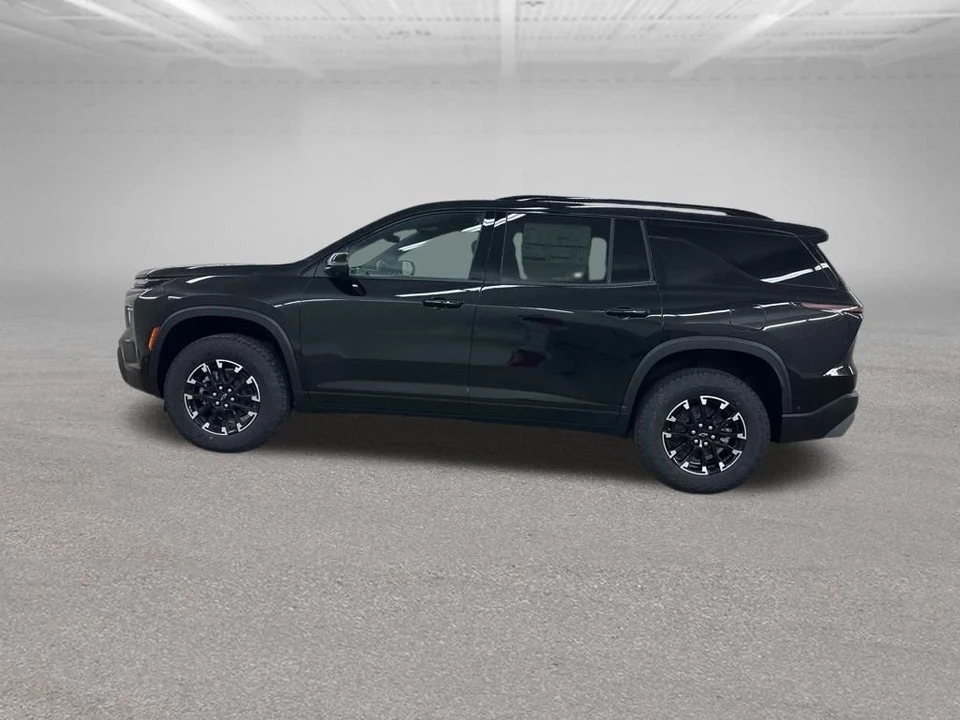 2026 Chevrolet Traverse - Image 6 of 12