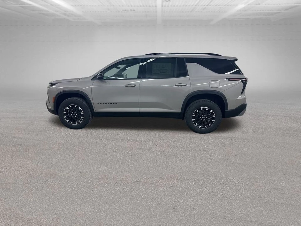 2026 Chevrolet Traverse - Image 6 of 12