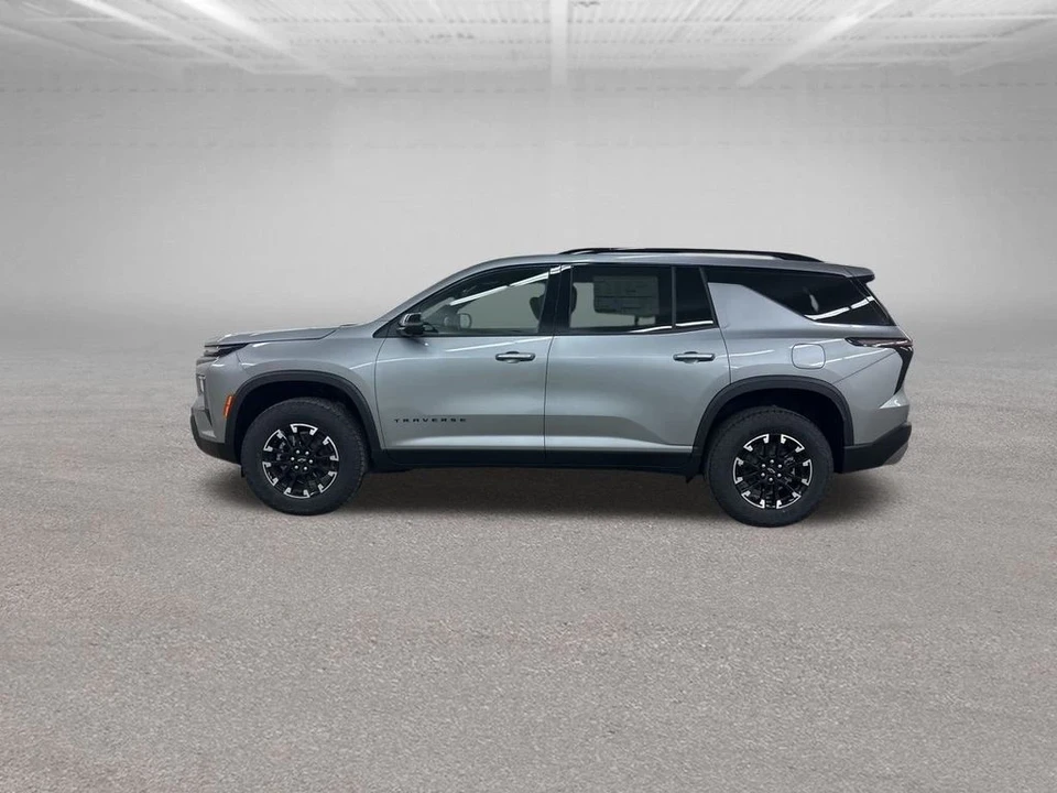 2026 Chevrolet Traverse - Image 6 of 12