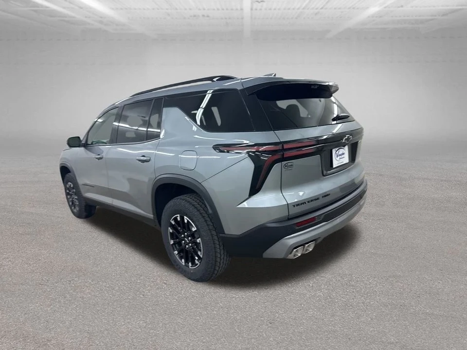 2026 Chevrolet Traverse - Image 7 of 12