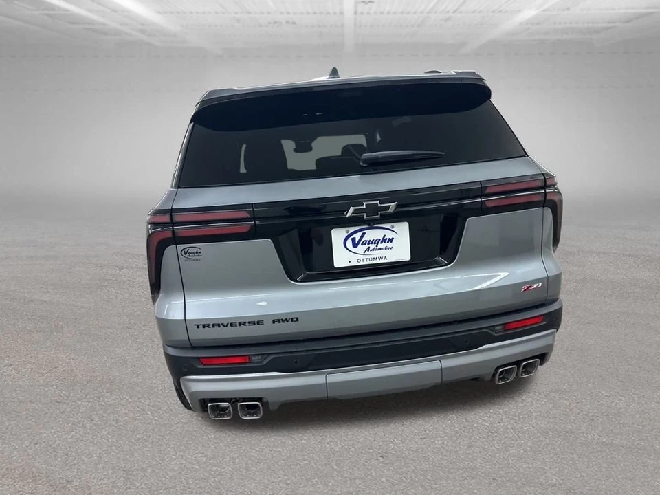 2026 Chevrolet Traverse - Image 9 of 12