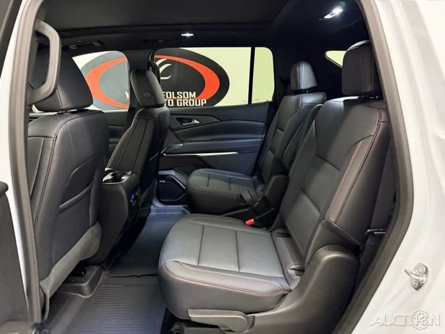 2026 Chevrolet Traverse - Image 16 of 21