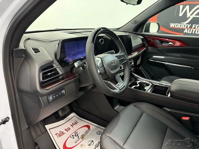2026 Chevrolet Traverse - Image 13 of 21