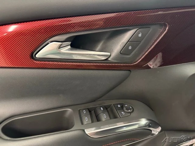 2026 Chevrolet Traverse - Image 15 of 21