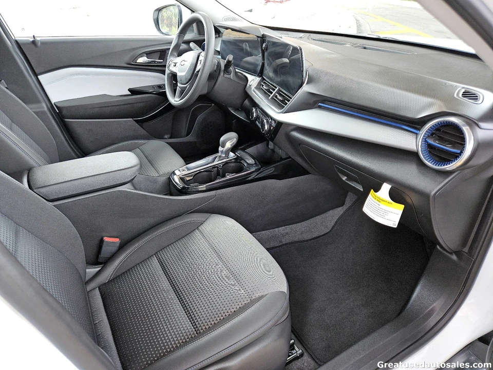 2026 Chevrolet Trax - Image 9 of 21