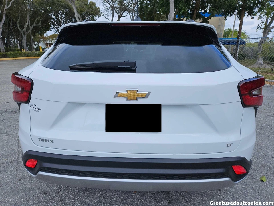 2026 Chevrolet Trax - Image 5 of 21