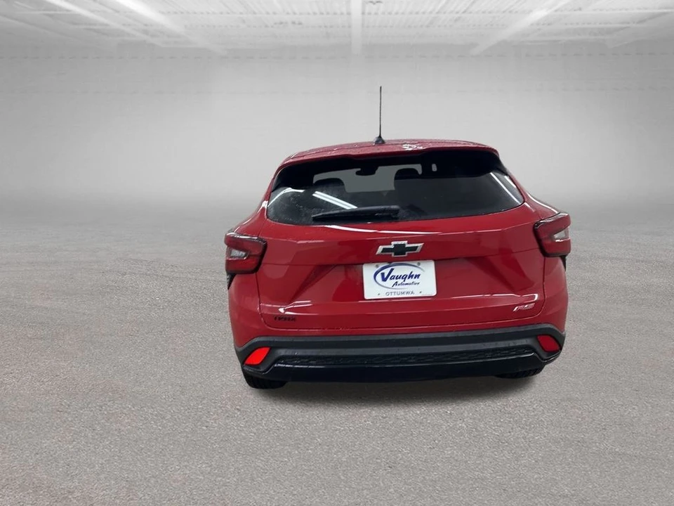 2026 Chevrolet Trax - Image 9 of 12