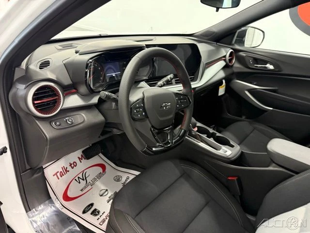 2026 Chevrolet Trax - Image 12 of 21