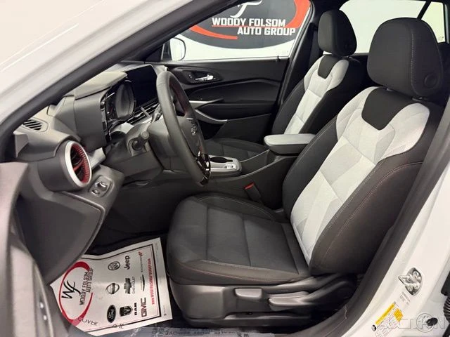2026 Chevrolet Trax - Image 11 of 21