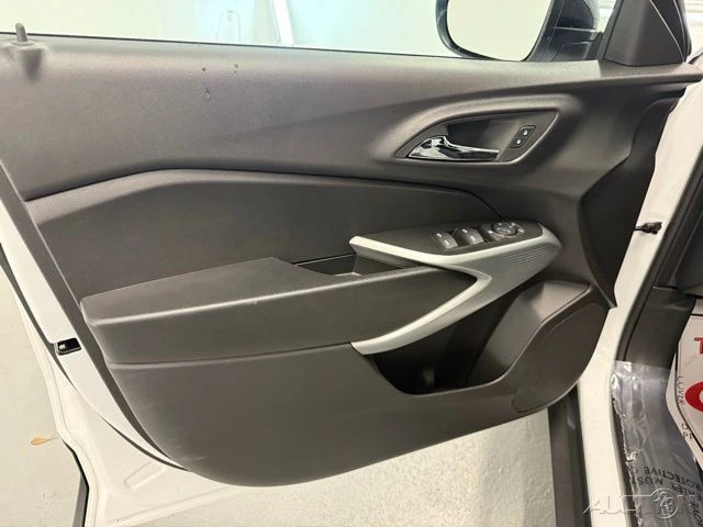 2026 Chevrolet Trax - Image 13 of 21