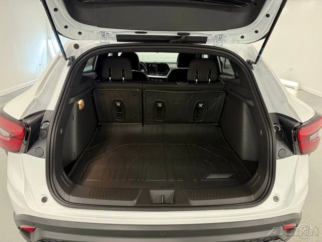 2026 Chevrolet Trax - Image 8 of 21