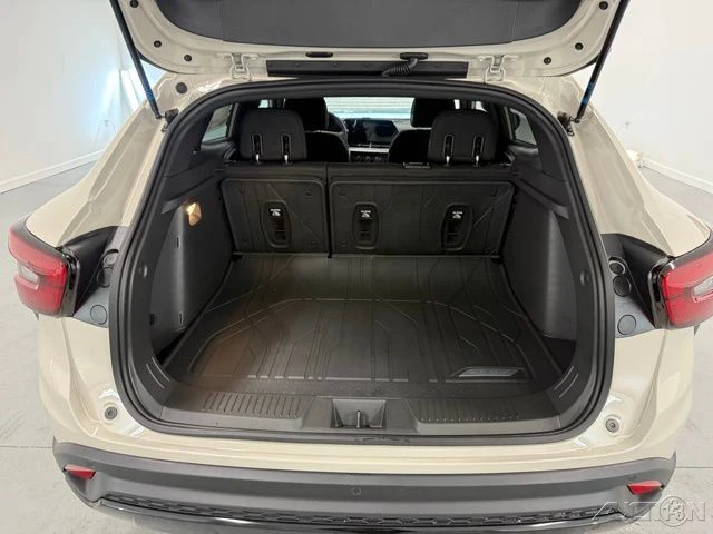2026 Chevrolet Trax - Image 8 of 12