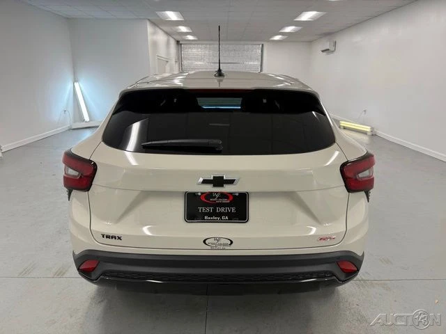 2026 Chevrolet Trax - Image 7 of 12