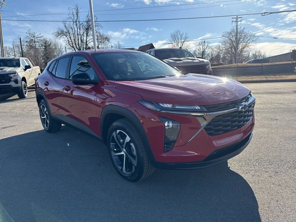 2026 Chevrolet Trax - Image 7 of 12