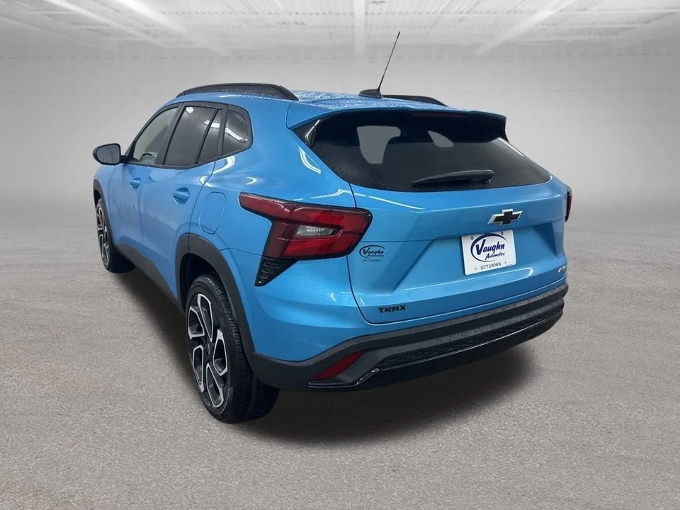 2026 Chevrolet Trax - Image 8 of 12