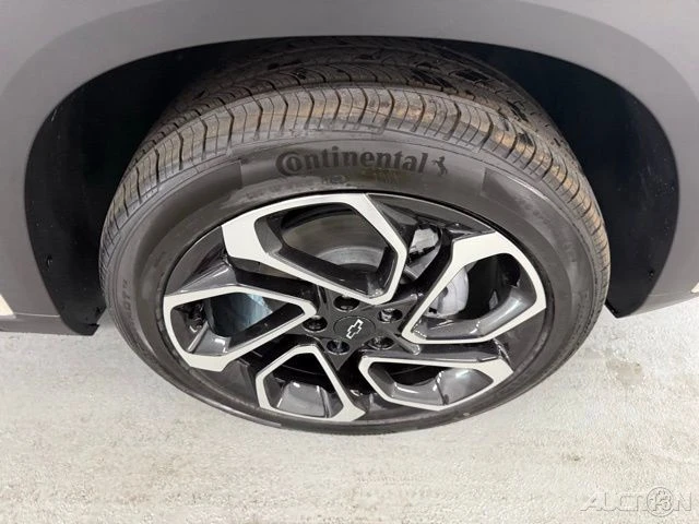 2026 Chevrolet Trax - Image 4 of 21