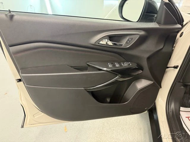 2026 Chevrolet Trax - Image 13 of 21