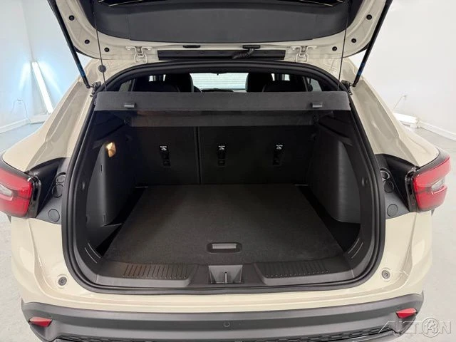 2026 Chevrolet Trax - Image 8 of 21