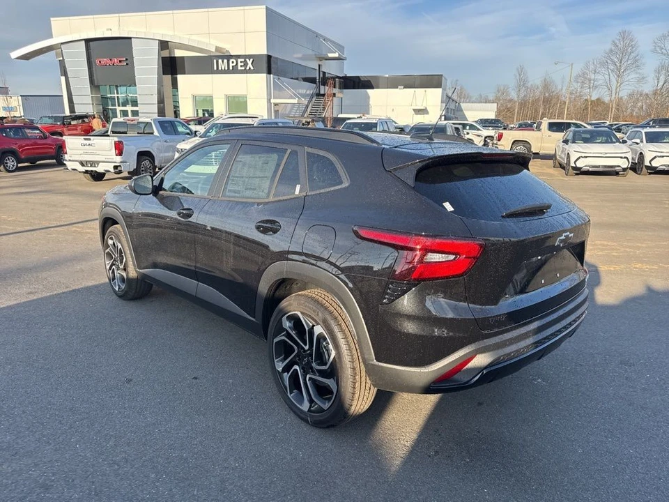 2026 Chevrolet Trax - Image 3 of 12