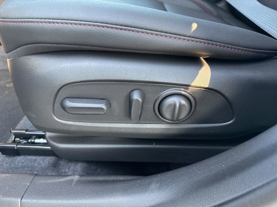 2026 Chevrolet Trax - Image 10 of 12