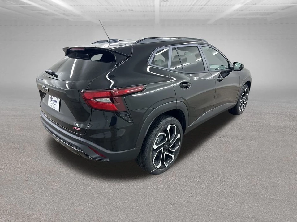 2026 Chevrolet Trax - Image 11 of 12