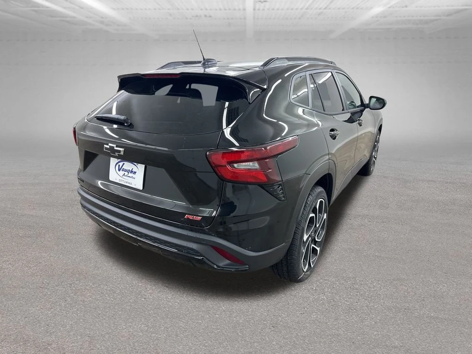 2026 Chevrolet Trax - Image 10 of 12