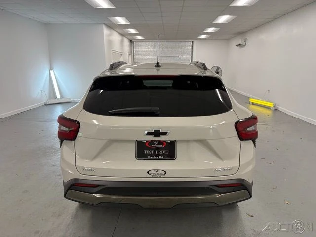 2026 Chevrolet Trax - Image 7 of 12