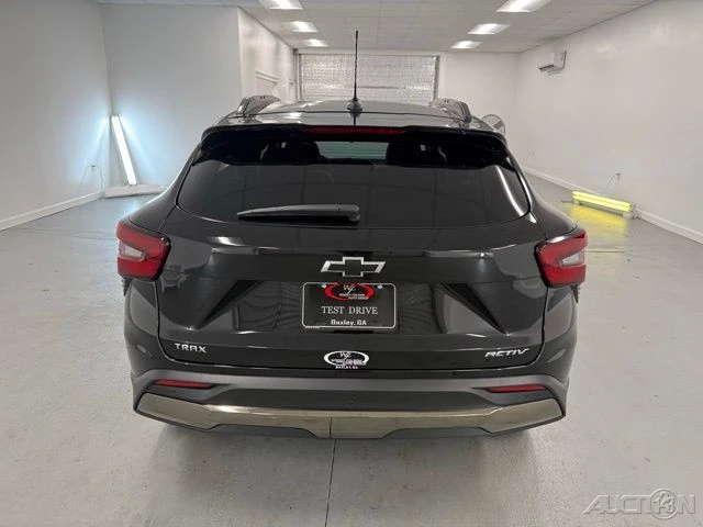 2026 Chevrolet Trax - Image 7 of 12