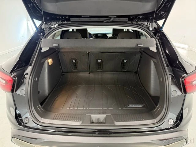 2026 Chevrolet Trax - Image 8 of 12