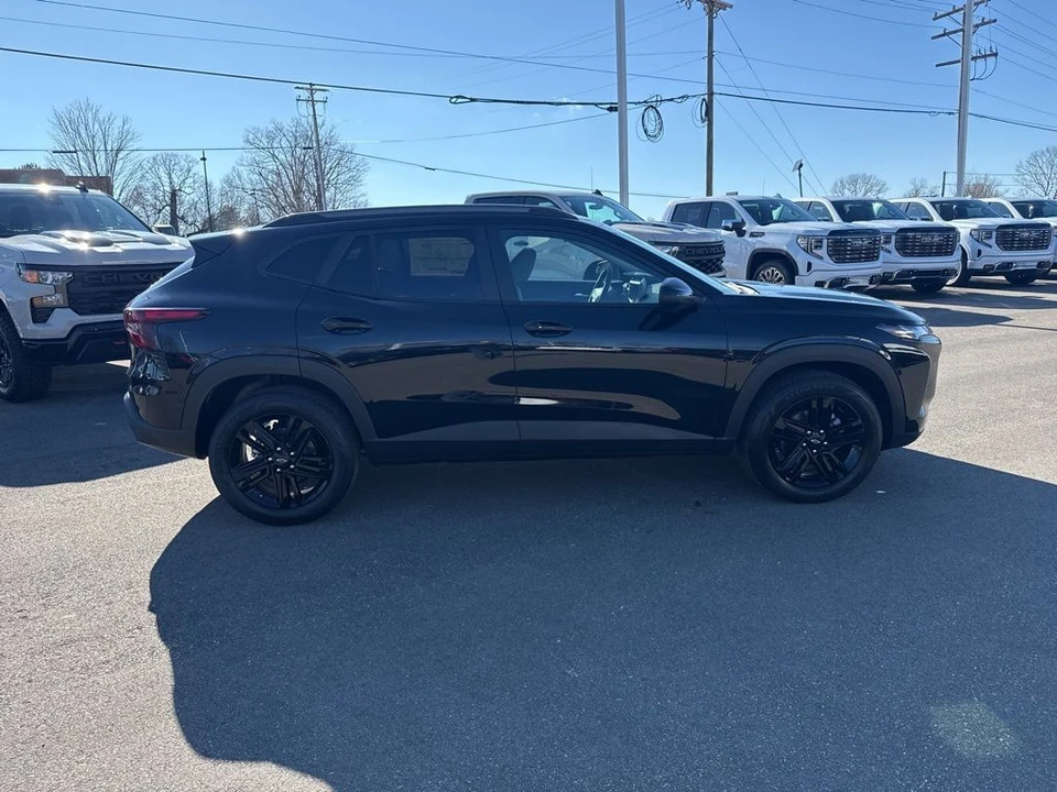 2026 Chevrolet Trax - Image 6 of 12