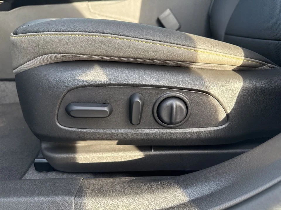 2026 Chevrolet Trax - Image 11 of 12