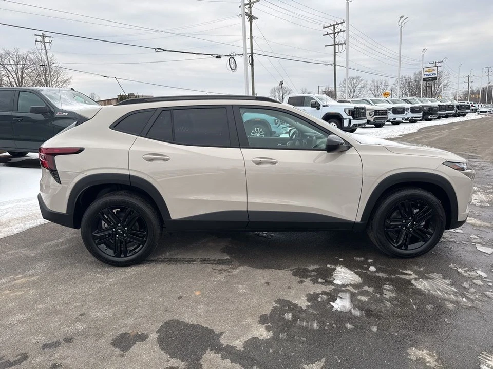 2026 Chevrolet Trax - Image 6 of 12