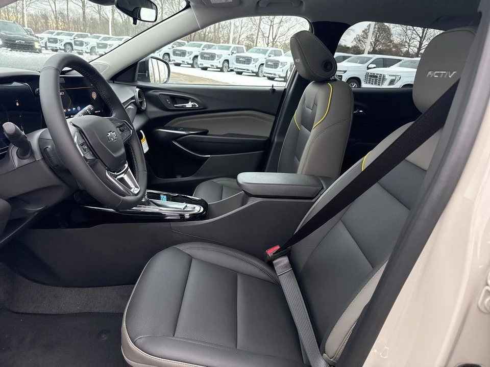 2026 Chevrolet Trax - Image 9 of 12