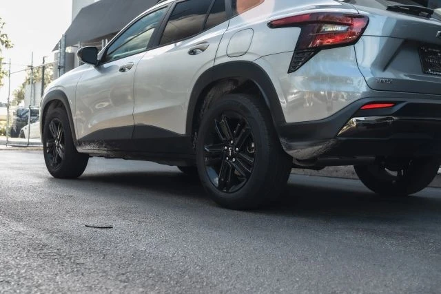 2026 Chevrolet Trax - Image 8 of 21