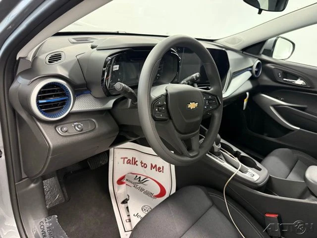2026 Chevrolet Trax - Image 12 of 21