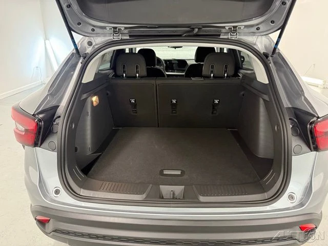 2026 Chevrolet Trax - Image 8 of 21