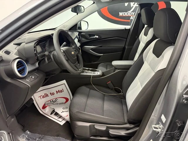2026 Chevrolet Trax - Image 9 of 21