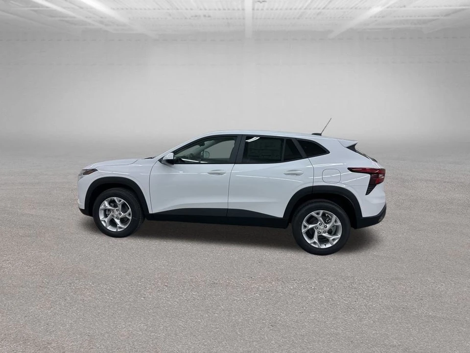 2026 Chevrolet Trax - Image 6 of 12