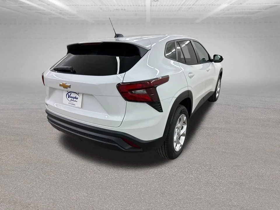 2026 Chevrolet Trax - Image 11 of 12
