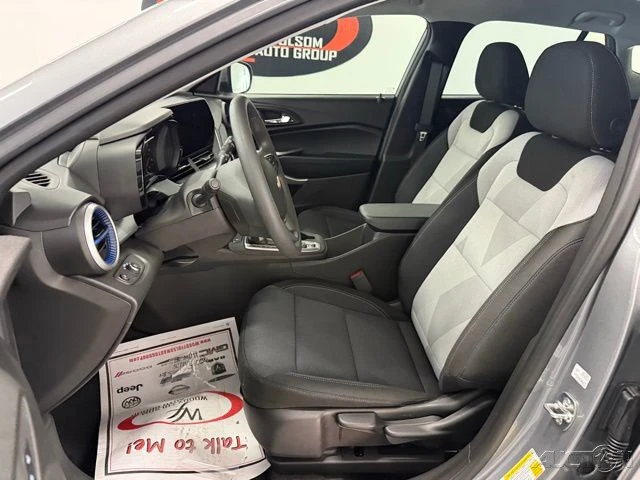 2026 Chevrolet Trax - Image 11 of 20