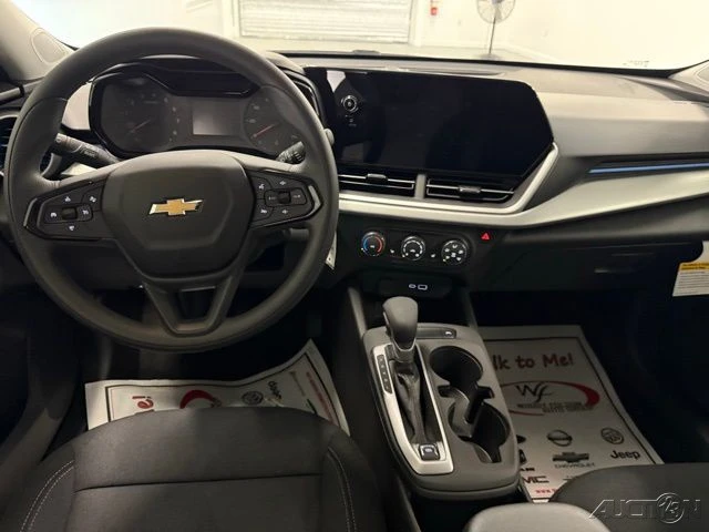 2026 Chevrolet Trax - Image 17 of 20
